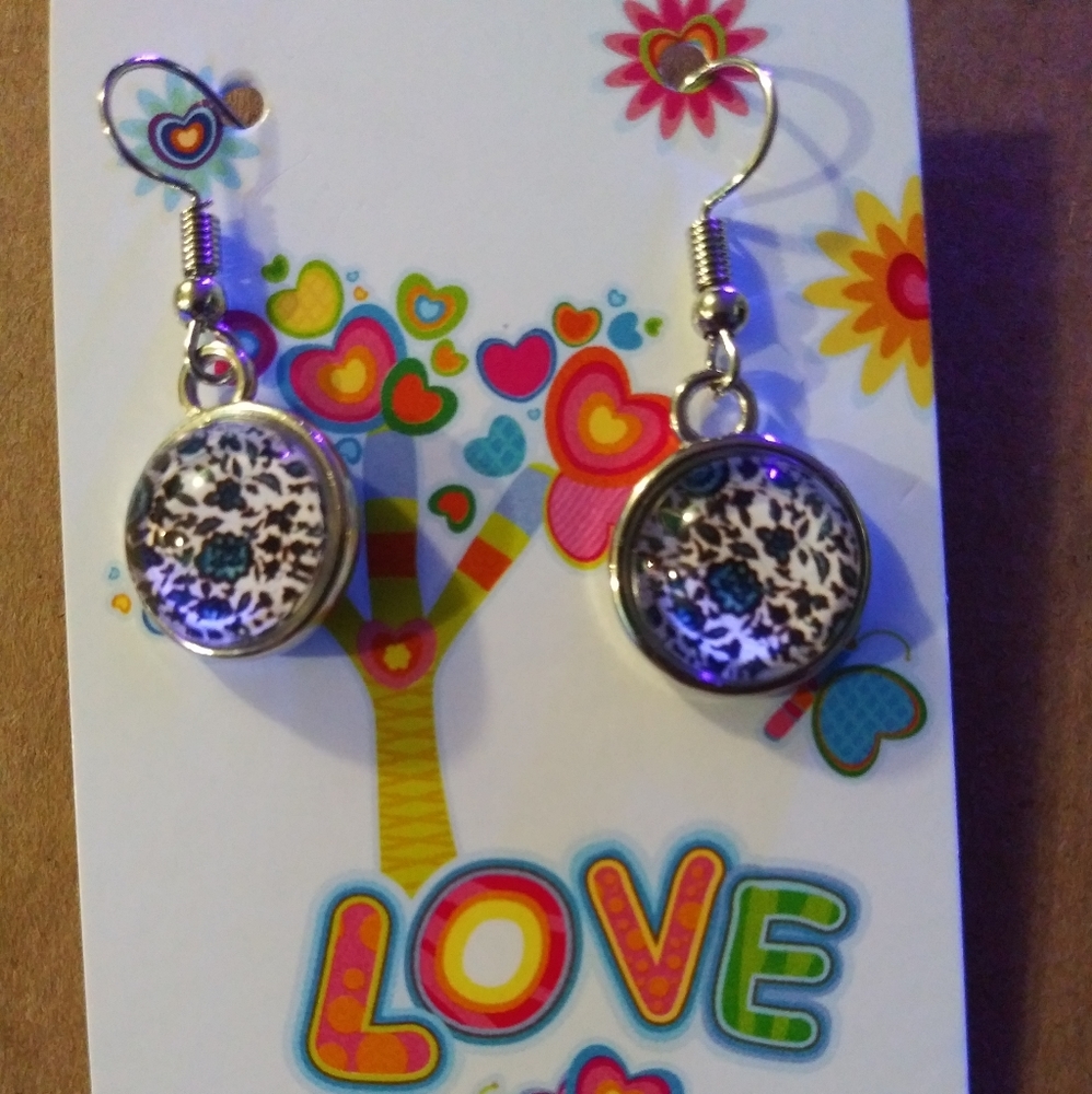 Handmade cabochon earrings